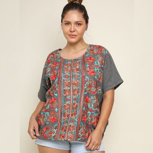 Umgee Tops - Folklore Floral Paisley Embroidered Top Black